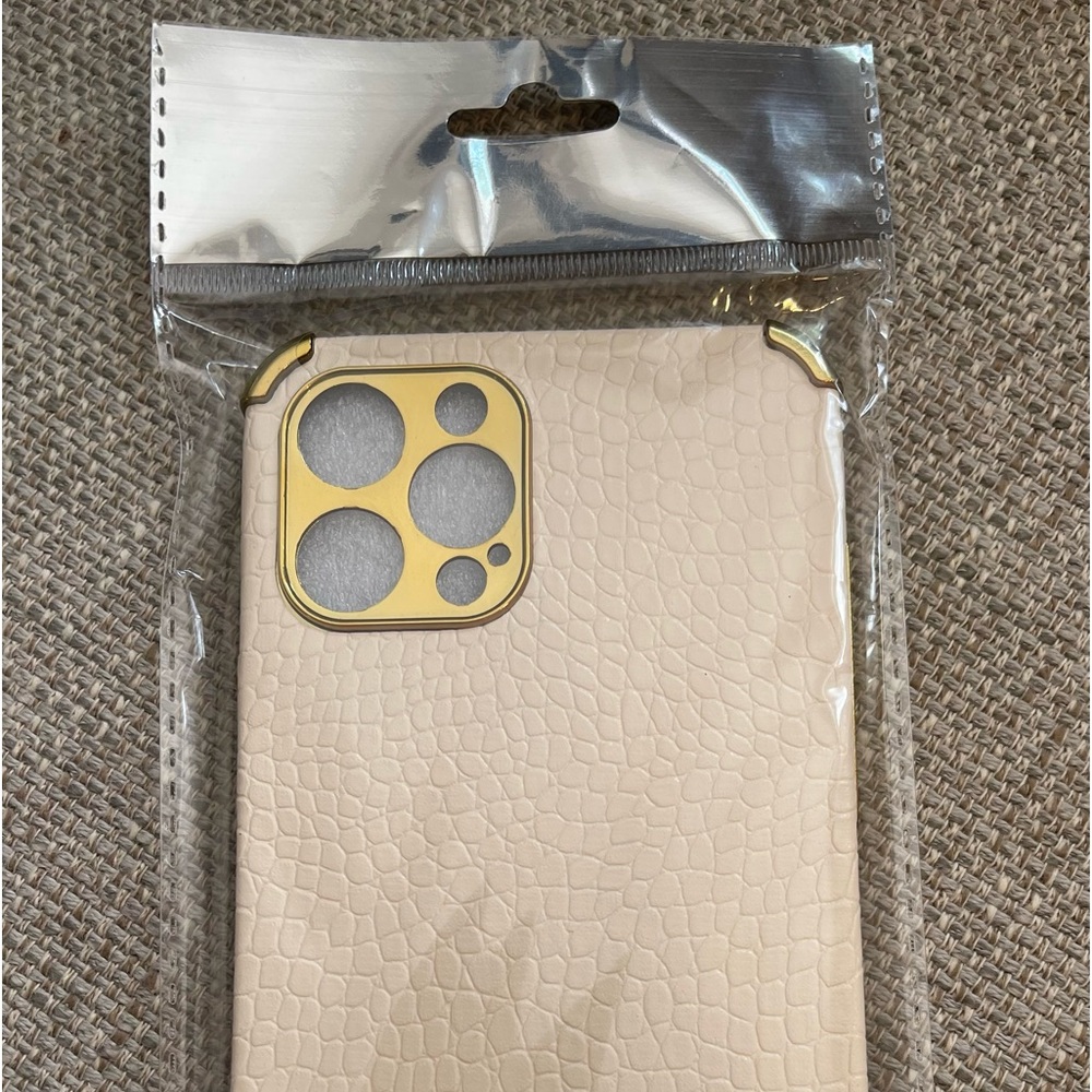Cell phone cover.